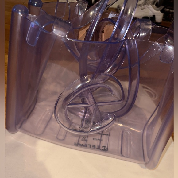 Brand New TelfarXMelissa Medium Jelly Shopper
Clear/Purple Sold out on the site - Picture 2 of 7